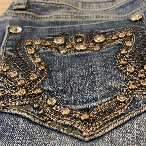 Grace in LA Sz 9/27” Gold, Silver, Crystal studded - Picture 10 of 15